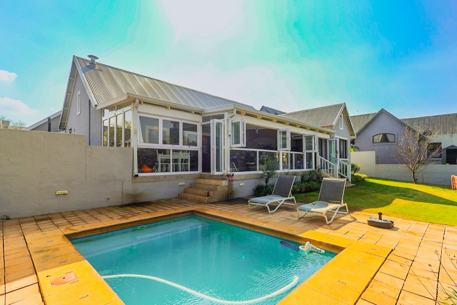 4 Bedroom Property for Sale in The Coves North West
